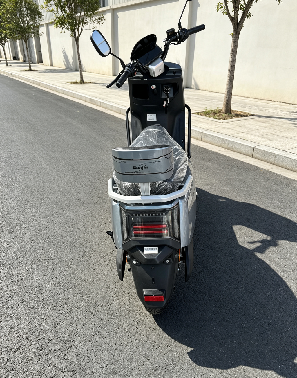1000W Adult Electric Scooter Motorcycle | Max Speed 60KM/H, Available options.Range, Front Disc Brake Commuter E-Bike with LED Headlight & Backrest