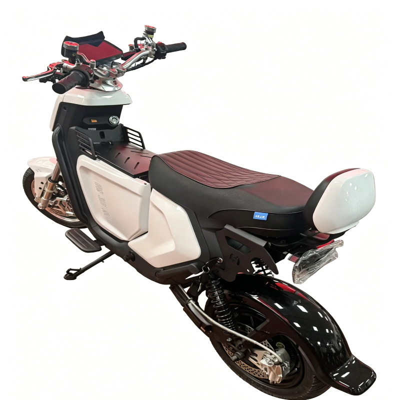 【DUDTN】1500W motor, 48V/30A battery, capable of sustaining a range of 90 kilometers. Arctic White color scheme. One-year warranty. Top speed of up to 60 km/h.