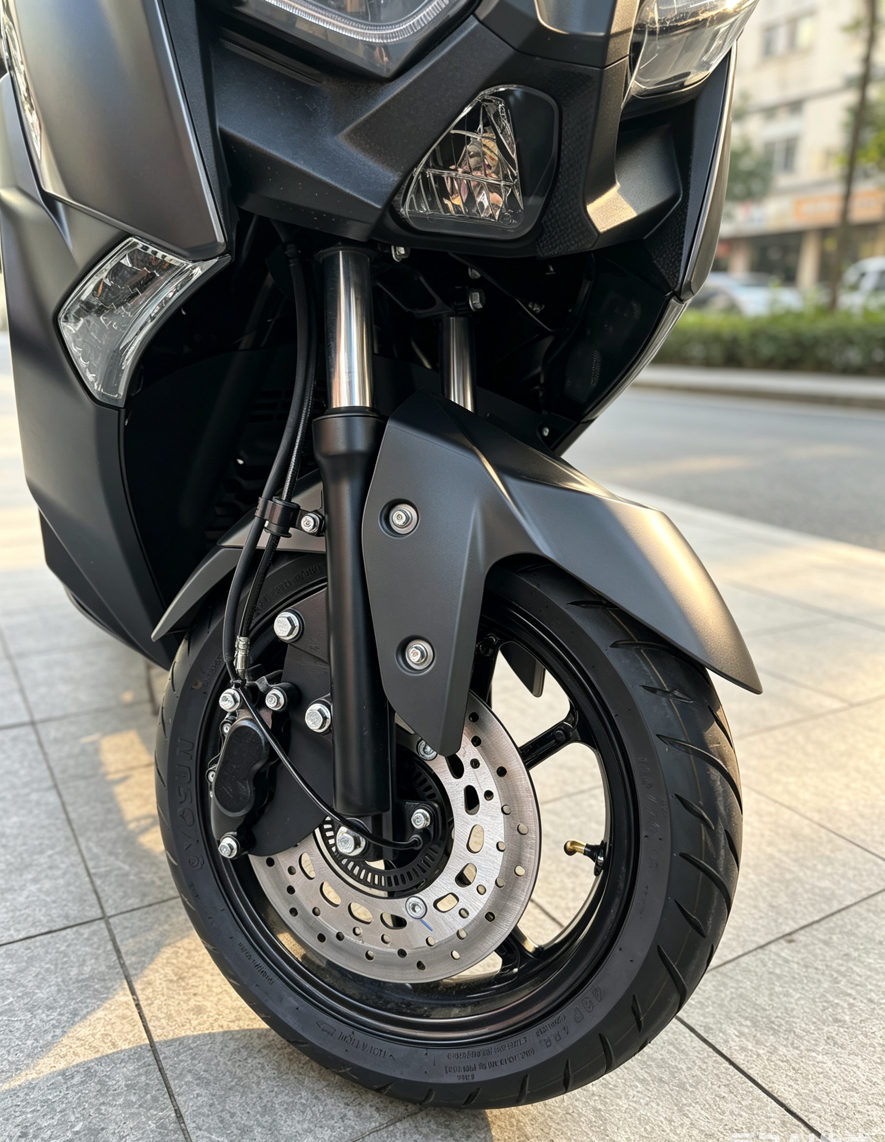 5000W High Speed Maxi Scooter Electric Motorcycle | 120KM/H Top Speed, Over 250KM Range, 72V60AH Lithium Battery, ABS Linked Disc Brakes Adult E-Scooter